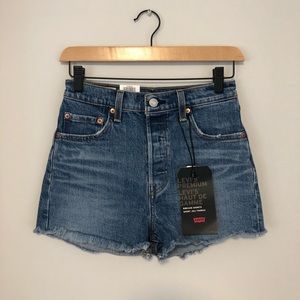 Levi’s Ribcage Shorts